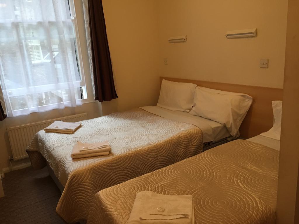 Romanos Hotel London Ruang foto